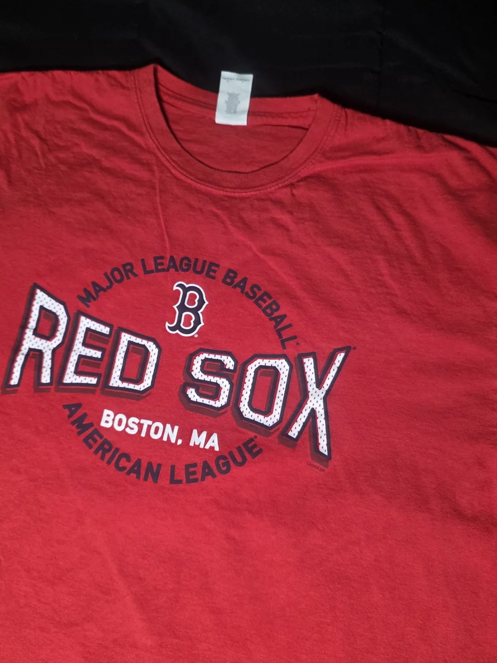 Gildan Red Boston Red Sox Graphic Tee